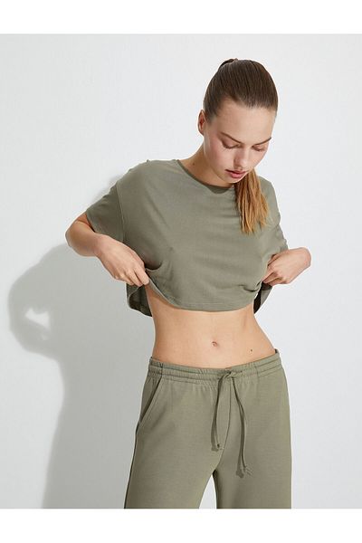 Koton Crop Sports T-shirt με κοντό μανίκι Crew Modal ύφασμα
