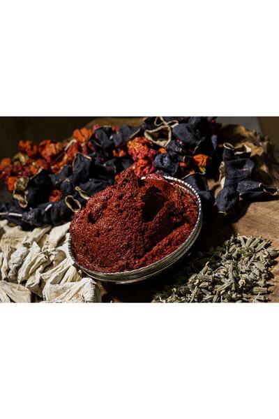 Turuncu Kuruyemiş Evlik Biber Salçası Tatlı 1000 Gr