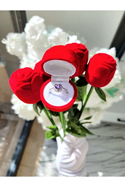 Evorya Kadife Gül İçinden Çıkan 14 Ayar Kalpli Ciddi İlişki Yüzüğü