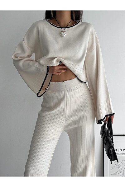 dgs look Women's Ecru Crop Knitwear Double Set