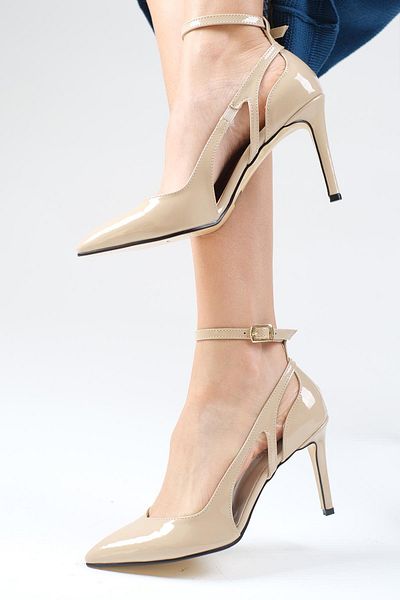 Mio Gusto Diana Skin Color Patent Leather Women's Heeled Shoes