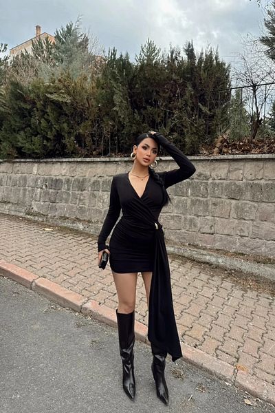 MOZENA Μίνι φόρεμα με διπλό γιακά με λεπτομέρεια αγκράφα