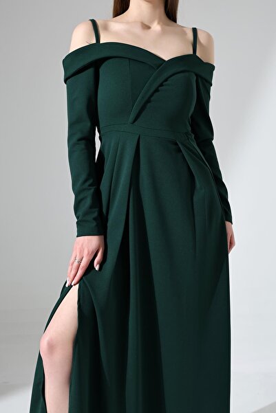 Deafox Σμαραγδένιο Πράσινο Λεπτό λουράκι με μακρυμάνικο σκίσιμο λεπτομέρεια Maxi μήκος Εισαγόμενο φόρεμα από ύφασμα κρεπ