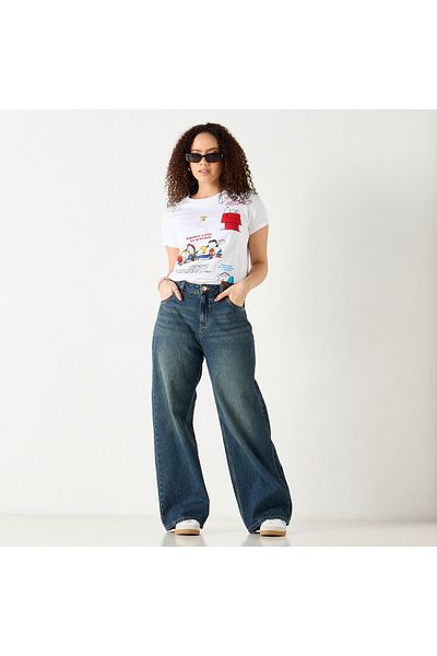 SP Characters Snoopy Print T-shirt With Short Sleeves
