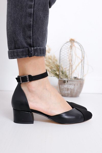 Hayalimdeki Ayakkabı Pantofi din piele intoarsa neagra cu toc Holly