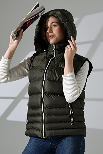 B.HE.Z Жіночий надувний жилет кольору хакі - знімний застібкою-блискавкою, капюшоном і внутрішніми кишенями