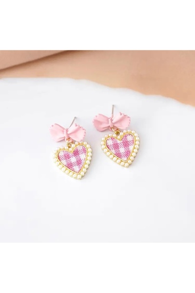 Accessories Vanilla Avenue Vintage Pembe Fiyonk Detaylı Kalpli Sallantılı Kadın Küpe