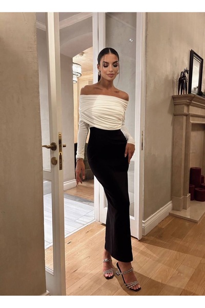 Zera beyaz kayık yaka siyah saten gece elbisesi