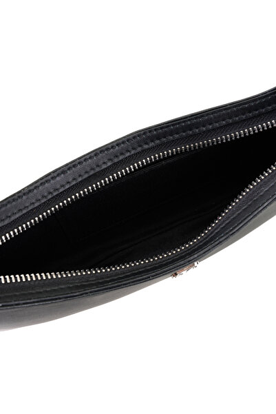 Desa Annie Black Women's Leather Shoulder Bag