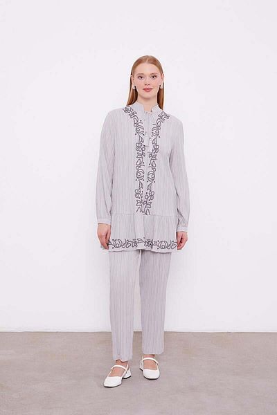 Levidor Gray Embroidery Detailed Set