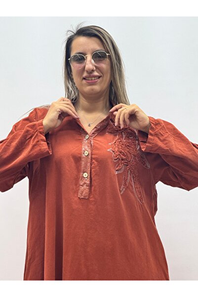 İTALYAN BUTİK İTALYAN NAKIŞ İŞLEMELİ ÖN PAT PAYETLİ İNCE FİTİLLİ KADİFE ELBİSE