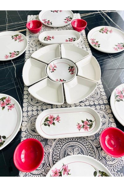 Borser Rustic Flowers 6 Person 19 Piece Breakfast Set