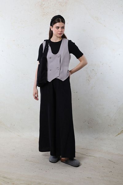 ZÜLAYS Gray Deep Collar Vest