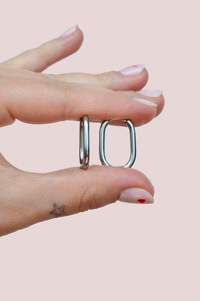 Sacce Scarves&Accessories Silver Colored Steel Oval Hoop Earrings
