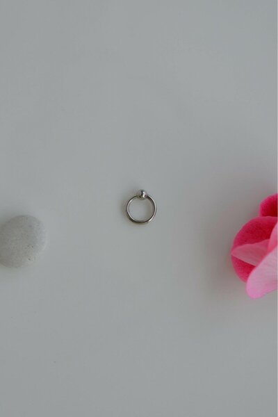 Sacce Scarves&Accessories Mini Topçuklu Çelik Halka Piercing 6 mm Gümüş Renkli