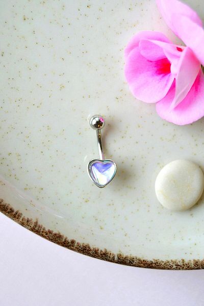 Sacce Scarves&Accessories Lightweight and Minimal Design - Heart Model Steel Belly Piercing with Reflective Stone