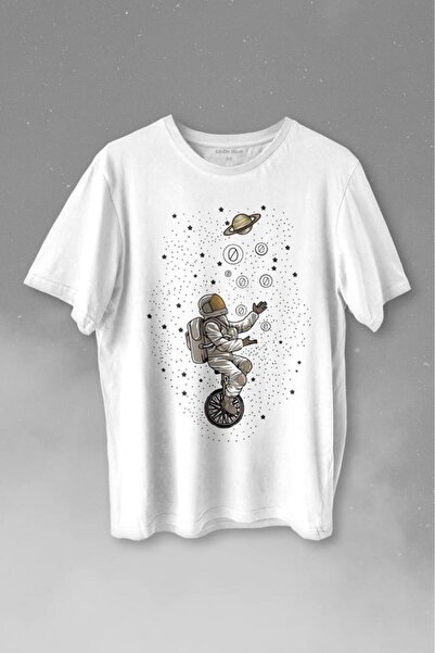 Kendim Seçtim Džugler u svemiru Astronaut koja okreće loptu Džaglira u kosmos...