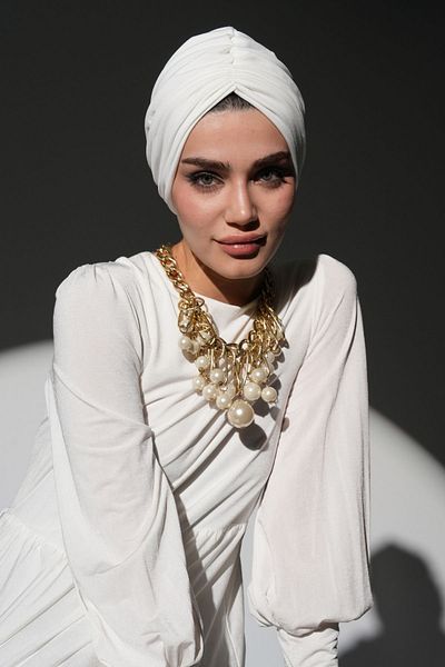 Ambargo White Silk Sandy Fabric Bonnet - Cotton Combed Cotton and Lycra Lining