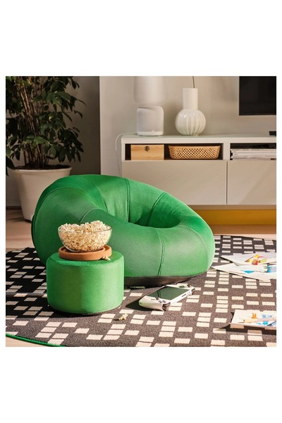 IKEA şişirilebilir oyuncu koltuğu, parlak yeşil