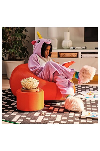 IKEA şişirilebilir oyuncu koltuğu, parlak turuncu