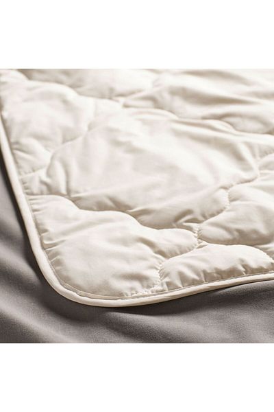 IKEA single size wool quilt, off white, 150x200 cm