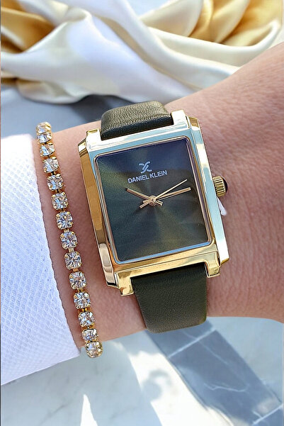 Daniel Klein Yeşil Deri Kayışlı Altın Sarısı Dikdörtgen Kasa Kadın Kol Saati, Taşlı Bileklik