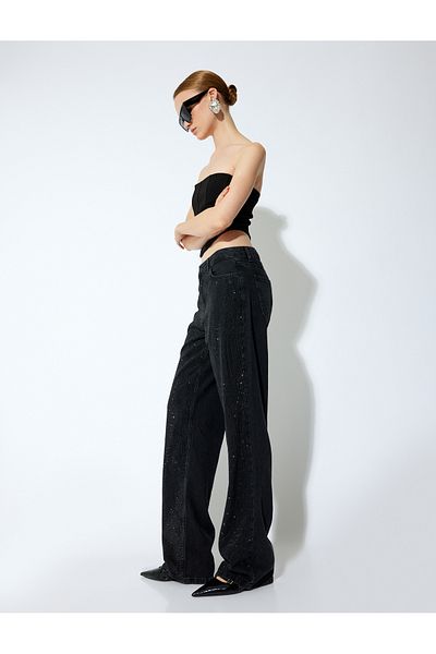 Koton X Sibil Çetinkaya - Stone Detailed Straight Leg Straight Fit Jeans