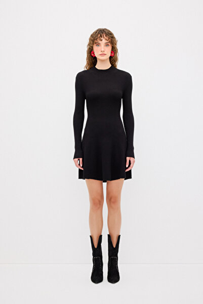 adL Boğazlı Triko Elbise