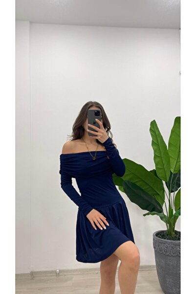 MODA ЖІНОЧА МОДНА СУКНЯ З ПІЛЕРОМ НА ГОРЛОВИНІ