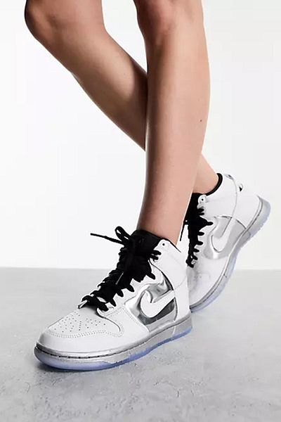 Nike Dunk High SE Leather Pantofi de damă din piele naturală pantofi sport albi