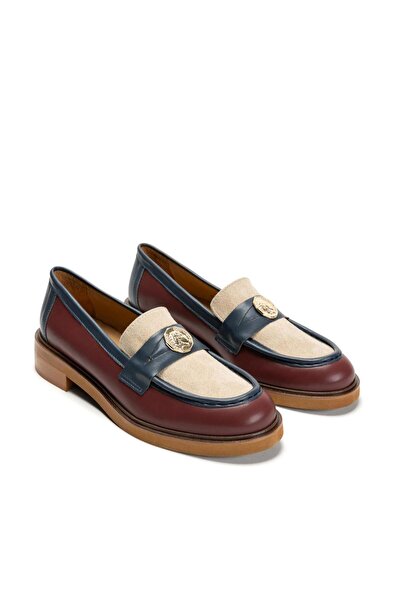 EMIENZA Hera Bantlı Altın Broş Detaylı Kalın Tırtıklı Kadın Loafer-