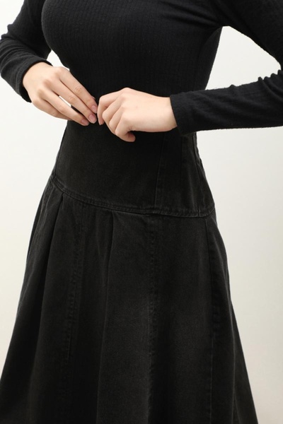ZÜLAYS Black Corset Waist Denim Skirt