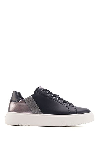 Nine West حذاء رياضي نسائي أسود من SELIOT 3PR