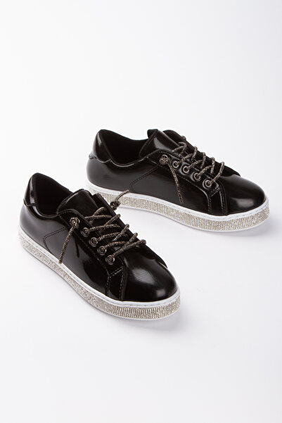 Akçetin Moda Ženske sportske cipele od lakirane kože sa čipkom Sa kamenčićima