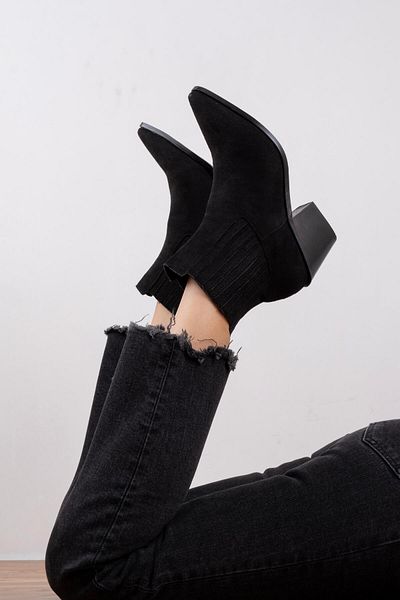 sovrana Black Suede Short Cowboy Boots