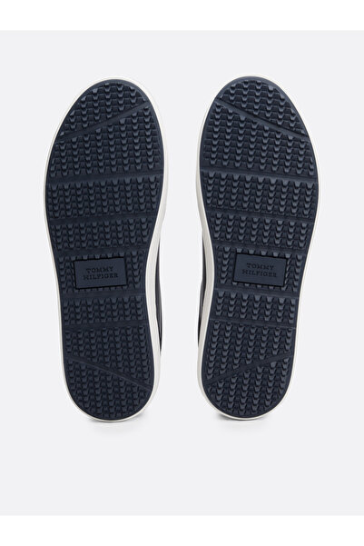 Tommy Hilfiger Blue Solid Men Sneakers