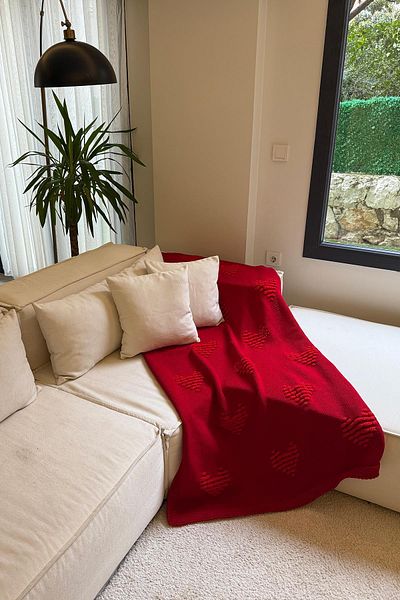 SHERIN Red Heart Pillowcase Blanket Set