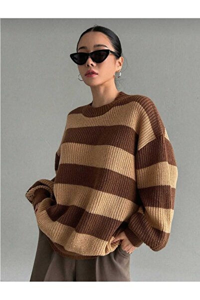 MODASPARK Kahverengi Çizgili Bisiklet Yaka Oversize Kadın Triko Kazak