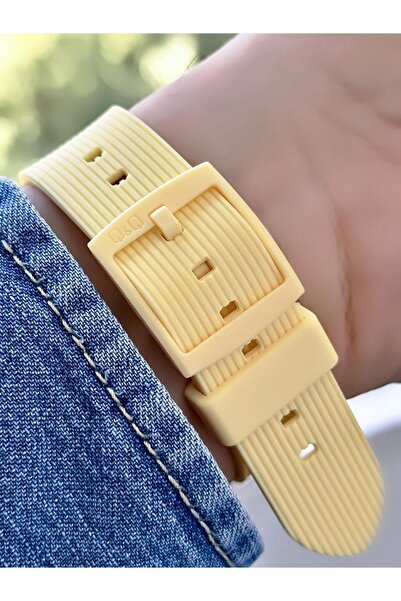 Q&Q  Women's Waterproof Plastic Cord Wristwatch