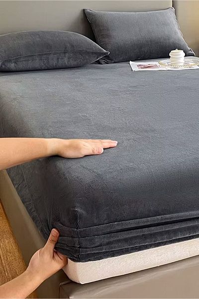 Mulberry طقم ملاءات مطاطية من القماش المخملي مقاس 160x200+30 سم
