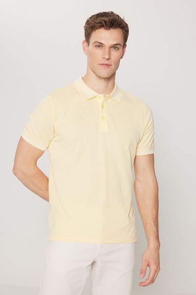 AC&Co / Altınyıldız Classics Nicht schrumpfendes Herren-T-Shirt aus Baumwollstoff mit schmaler Passform und schmaler Passform in Gelb und Weiß mit Rollkragen und Rollkragen
