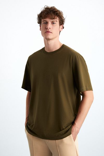 GRIMELANGE Ανδρικό μπλουζάκι Jett Khaki - 100% οργανικό βαμβάκι, λαιμόκοψη, χοντρή υφή Oversize Fit