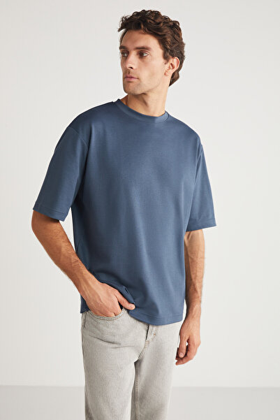 GRIMELANGE Ανδρικό μπλουζάκι Indigo Oversize Joel - 100% οργανικό βαμβάκι, χοντρό ύφασμα, ειδική υφή και λεπτομέρεια ετικέτας