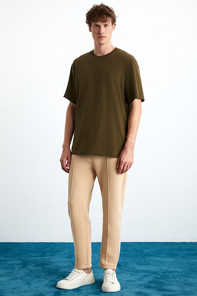 GRIMELANGE Ανδρικό μπλουζάκι Jett Khaki - 100% οργανικό βαμβάκι, λαιμόκοψη, χοντρή υφή Oversize Fit