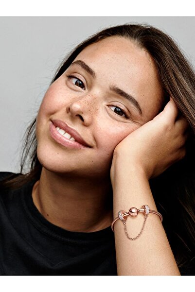 Pandora Zarif Parıltı Güvenlik Zinciri