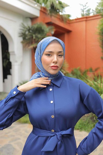 Silk Home 73064-18 Model Soft Scarf