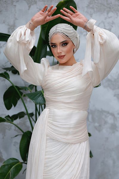 Neva Style Rochie de seară hijab bej cu detaliu coadă 48491bej
