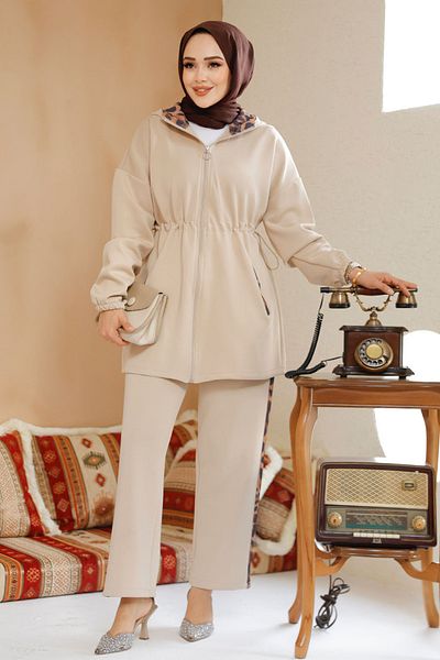 Neva Style طقم حجاب سكوبا باللون البيج - بسحاب 12741BEIGE