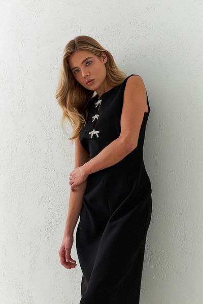 Setre Rochie neagră, decoltată, cu fundă, cu fantă în față, fără mâneci, lungime midi