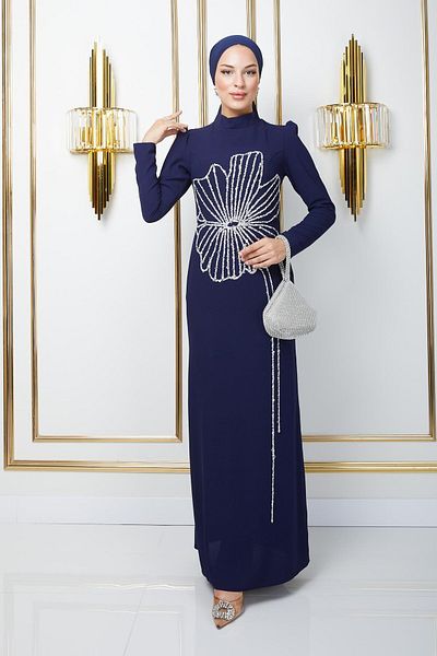 Olcay Abendkleid aus Krepp-Hijab mit Stein- und Paillettenmotiv - MARINEBLAU 1672
